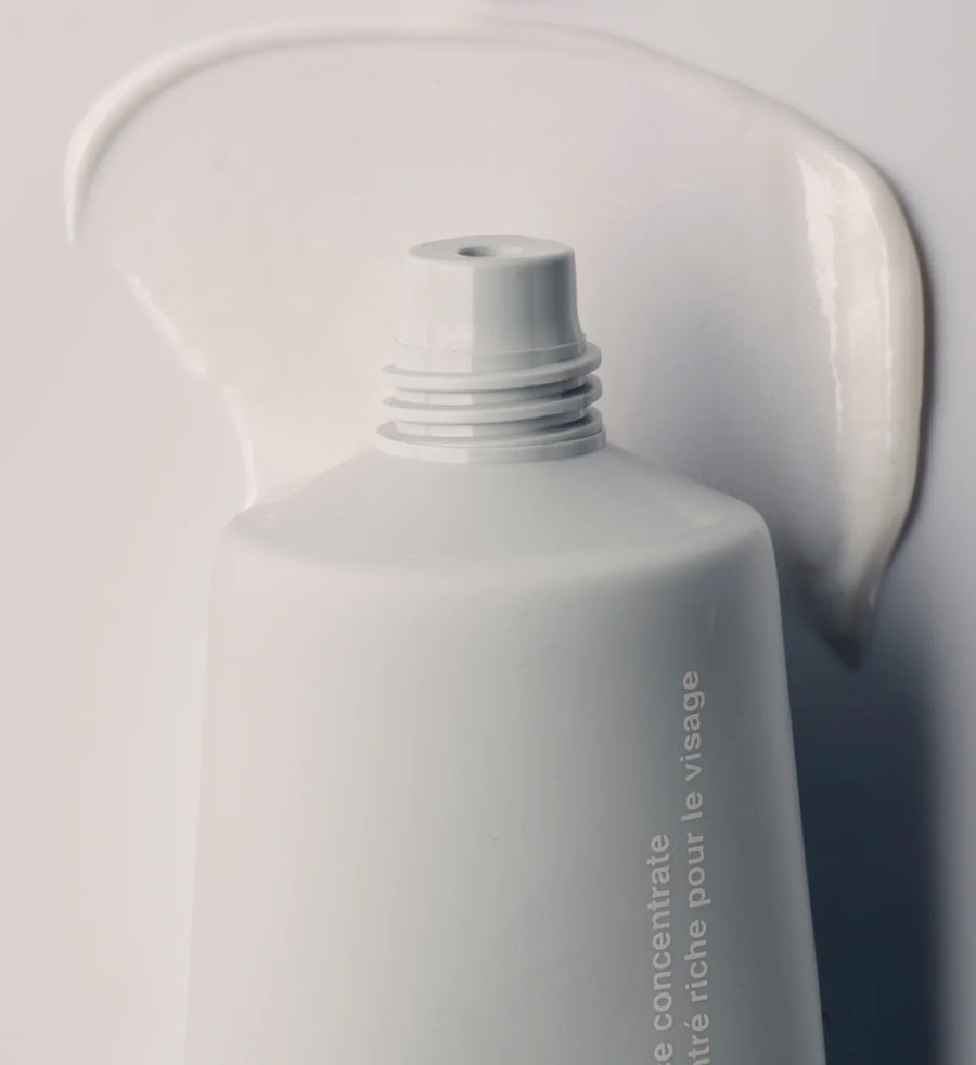 scented peptide lip tint